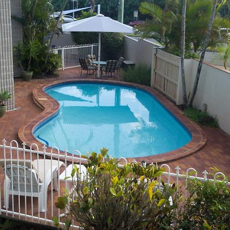 Northpoint Holiday Apartments Alexandra Headland Extérieur photo