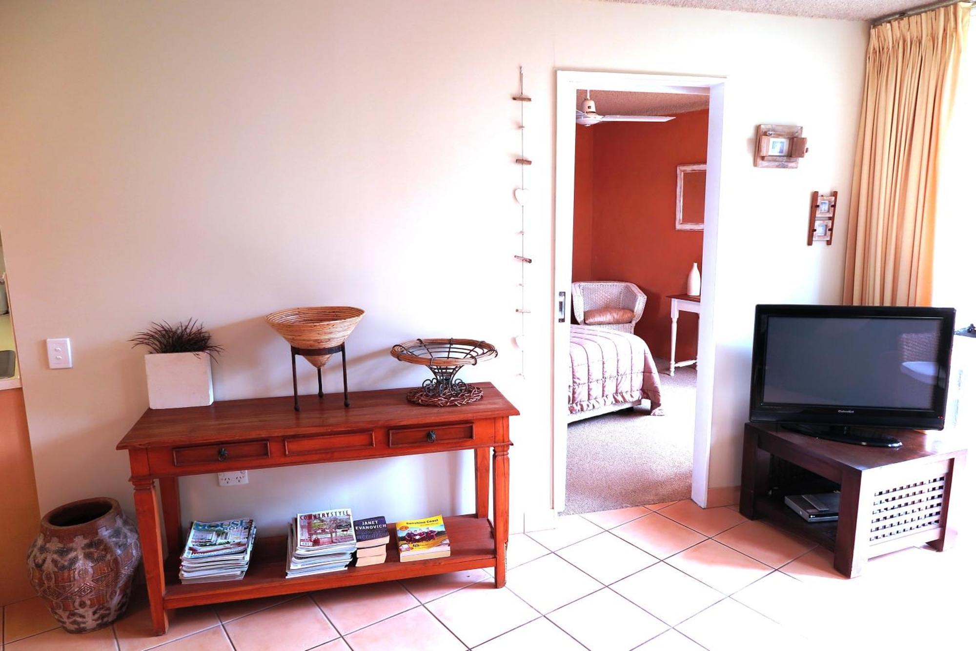 Northpoint Holiday Apartments Alexandra Headland Extérieur photo