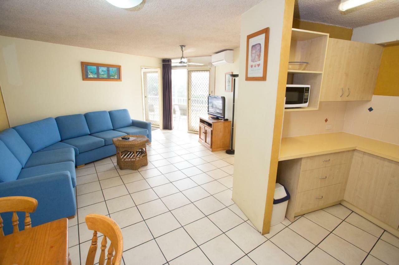 Northpoint Holiday Apartments Alexandra Headland Extérieur photo