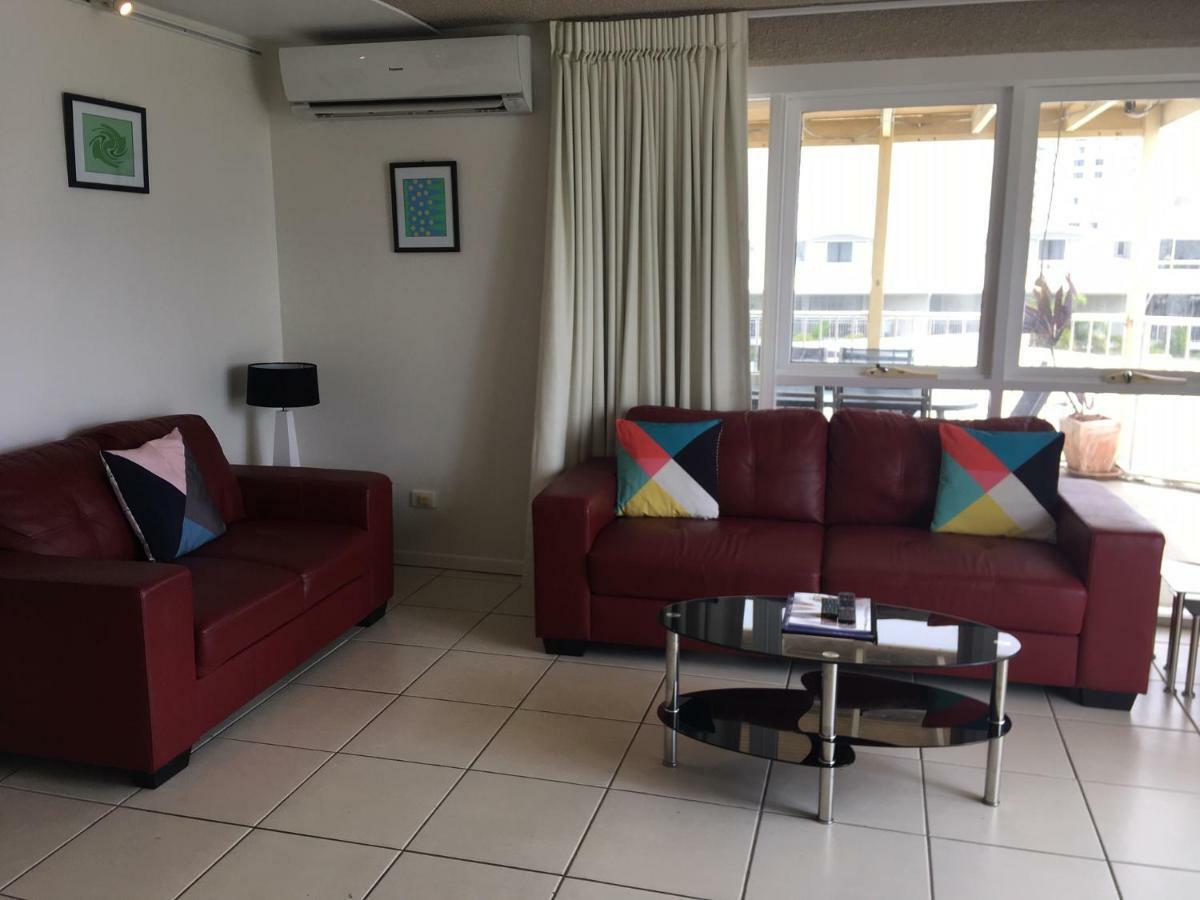 Northpoint Holiday Apartments Alexandra Headland Extérieur photo